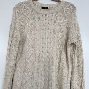 NWOT BDG Cable Knit Sweater